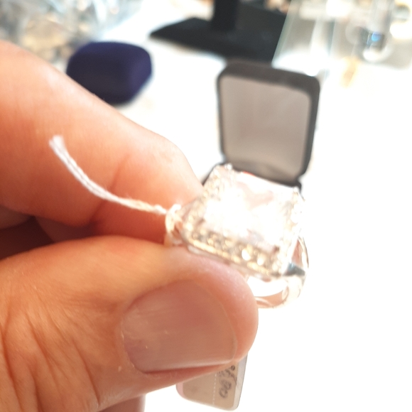 Ladies jewelry - Picture 5 of 8